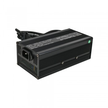 Зарядний пристрій (8А) 72V55AH для V9