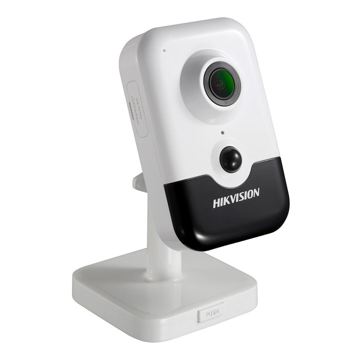 2 Мп IP видеокамера Hikvision DS-2CD2421G0-IW (2.8 ММ) c Wi-Fi 